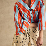 Cropped V-Neck Shirt