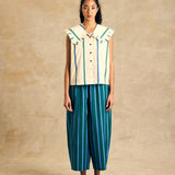 Ruffle Collar Sleeveless Shirt